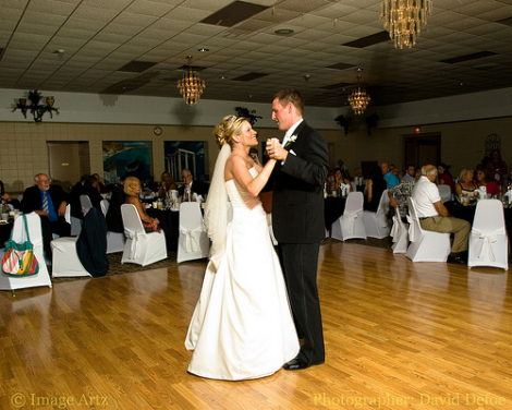 Свадебный вальс как прекрасный образец танца молодоженов (фото, видео)
