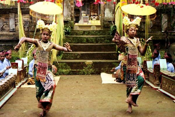 Bali dance.jpg