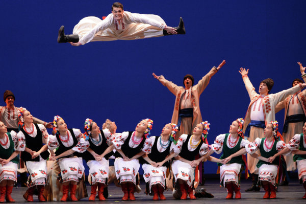 Выступление ансамбля народного танца имени Игоря Моисеева