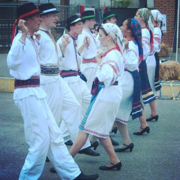 Народные танцы в Румынии