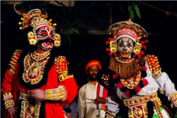Индийская танцевальная драма кришнанаттам 