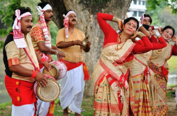 Биху - индийский танец весны