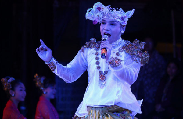 Зат пве - бирманская танцевальная драма