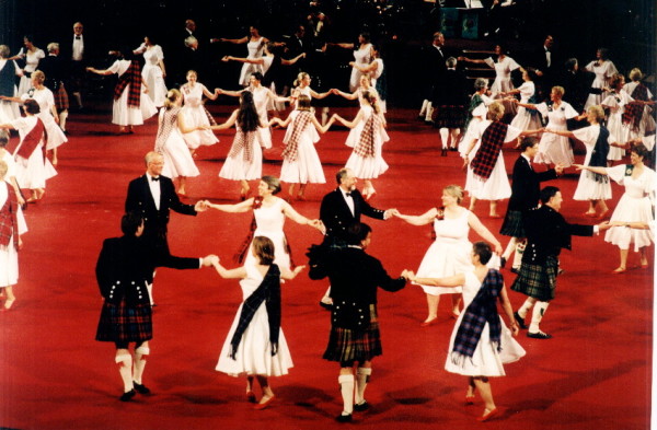 Шотландские кантри-танцы