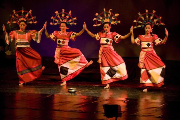 Филиппинские народные танцы