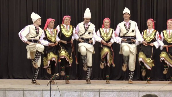 Болгарские танцы региона Шопи