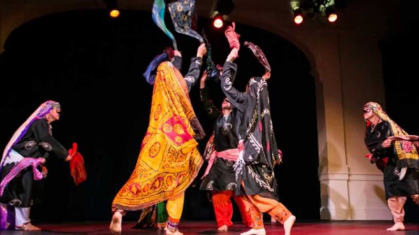 Персидский танец бандари