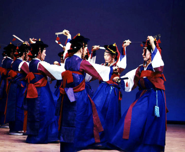 Корейские придворные танцы