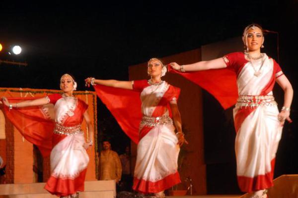 Народные танцы Бангладеша