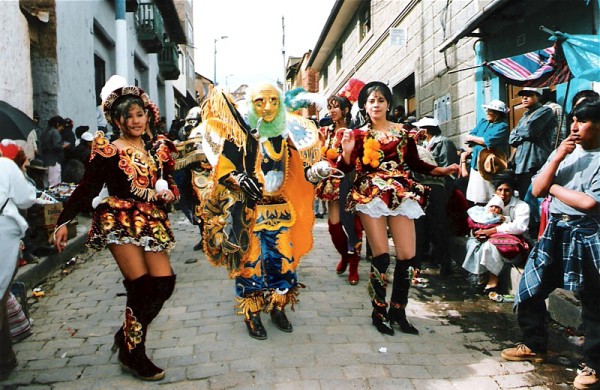 Танцы боливийских гор - La Morenada