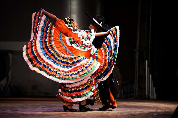 Латиноамериканские традиционные танцы