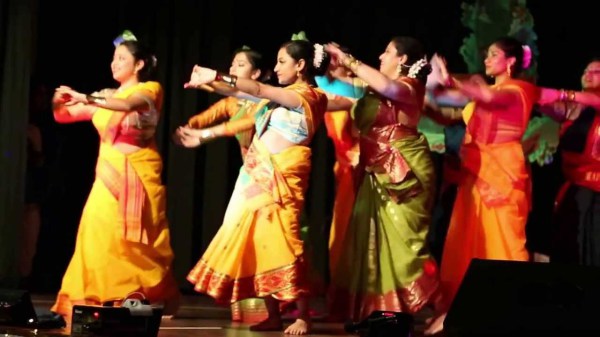 Народные танцы в Бангладеше