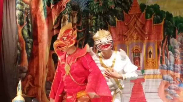 Лаосская танцевальная драма по мотивам Рамаяны