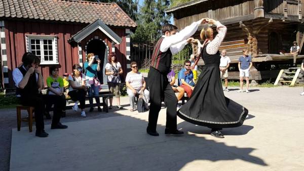 Норвежские народные танцы