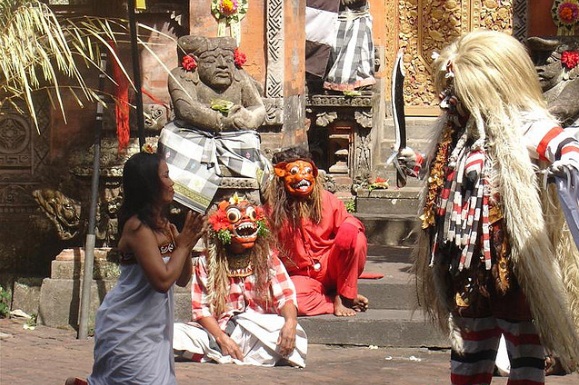 Калонаранг - танец-транс на Бали