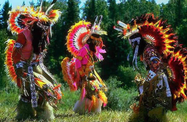 Танцы американских индейцев