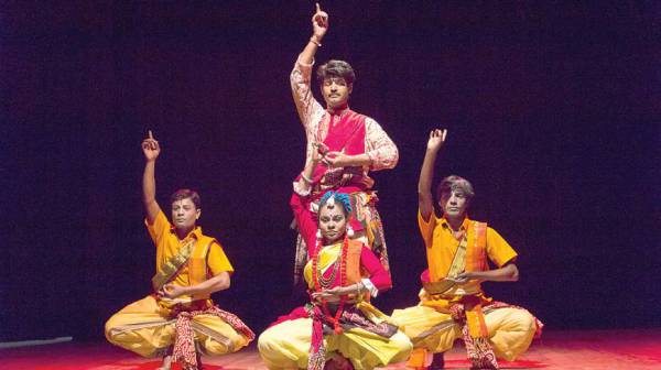 Танцы на фестивалях в Бангладеше