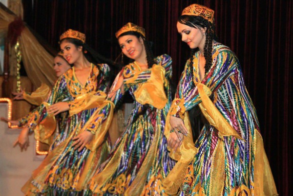 Традиционные танцы Узбекистана