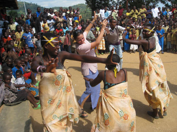 Зажигательные танцы Конго