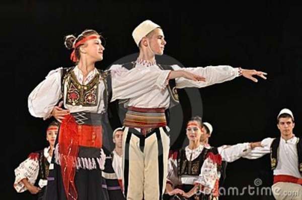 Танцы балканского полуострова