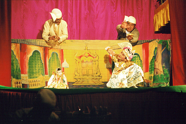 Йокхте пве - бирманский театр марионеток