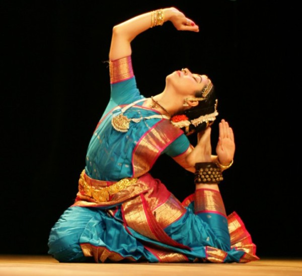 Индийский танец бхаратанатьям