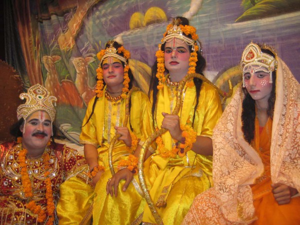 Индийская танцевальная постановка рамлила 