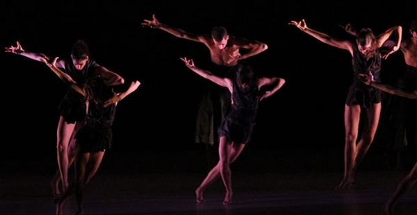Kibbutz Contemporary Dance Company - танцоры из кибуцев