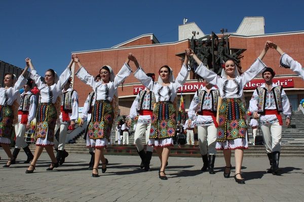 Танцы украинских Карпат