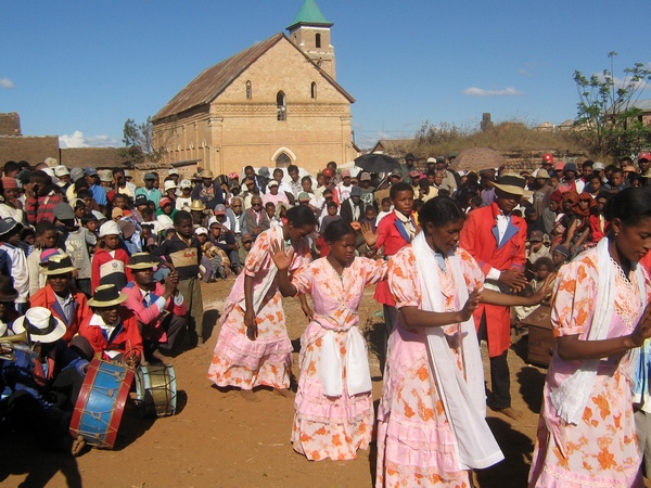 Традиционные танцы Мадагаскара