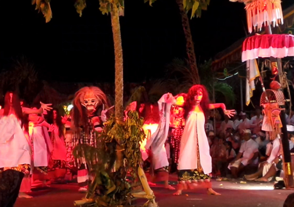 Калонаранг - танец-транс на Бали