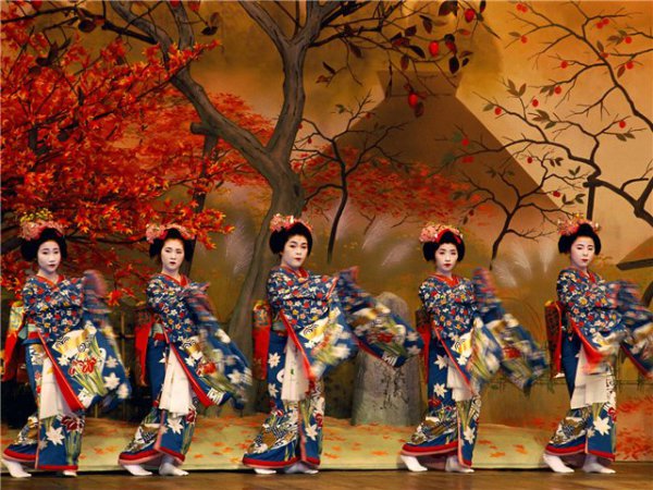 Ритуальные танцы в Японии